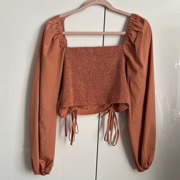 PEACH NWOT Balloon Sleeve Apricot Color Blouse Cropped, Size L - Picture 4 of 9